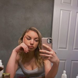 Meet your Posher, Sophia